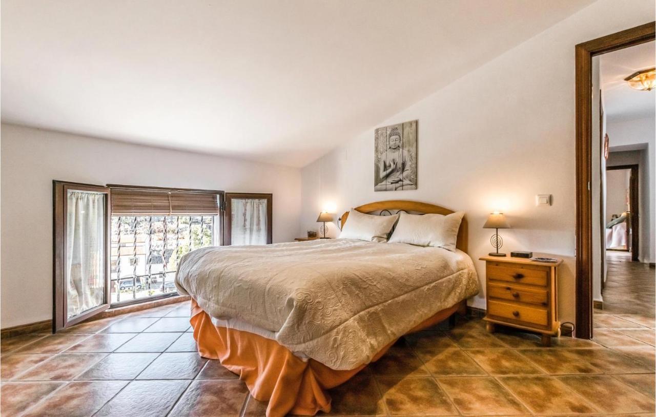 Pet Friendly Home In Hornachuelos With Kitchen Extérieur photo