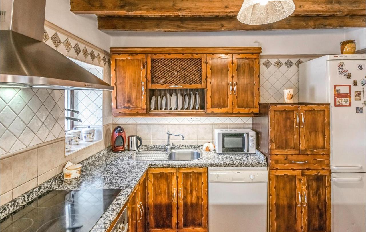 Pet Friendly Home In Hornachuelos With Kitchen Extérieur photo